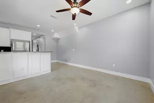 1315 S 5th Ave, Denison, TX 75021 - Photo 6
