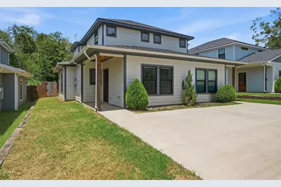 1315 S 5th Avenue, Denison, TX 75021 - Photo 1