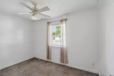 716 Heathcliff Drive, Everman, TX 76140 - Photo 10