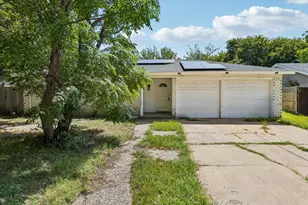 716 Heathcliff Dr, Everman, TX 76140 - Photo 1