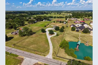 1389 Thomas Road, Springtown, TX 76082 - Photo 28
