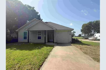 122 Katy Street, Cleburne, TX 76031 - Photo 1