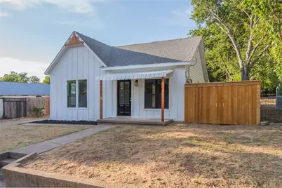 311 Throckmorton, Weatherford, TX 76086 - Photo 2