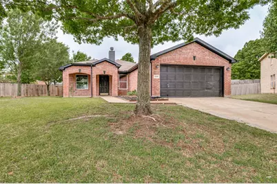 520 King Street, Cedar Hill, TX 75104 - Photo 2