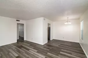 7060 Glenview Dr, North Richland Hills, TX 76180 - Photo 6