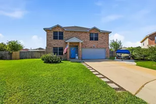 214 Hawthorne Ct, Ponder, TX 76259 - Photo 2
