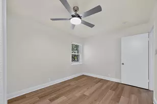 425 N Hamilton St, Farmersville, TX 75442 - Photo 18