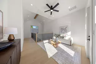 6475 Trammel Dr, Dallas, TX 75214 - Photo 18