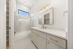 6475 Trammel Dr, Dallas, TX 75214 - Photo 32