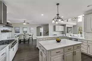 4204 Fairway Dr, Flower Mound, TX 75028 - Photo 4