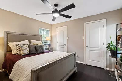 1130 S Montreal Avenue, Dallas, TX 75208 - Photo 12
