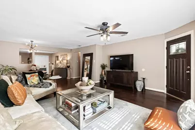 1130 S Montreal Avenue, Dallas, TX 75208 - Photo 4