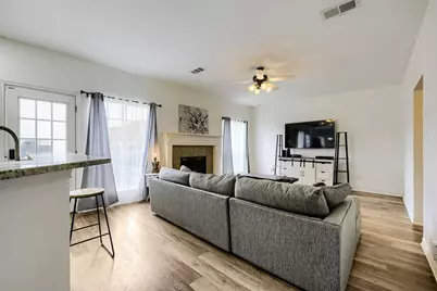 5016 Coral Creek Drive, Fort Worth, TX 76135 - Photo 12