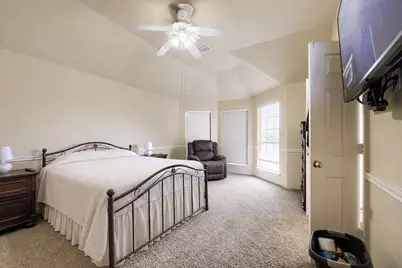 5016 Coral Creek Drive, Fort Worth, TX 76135 - Photo 16