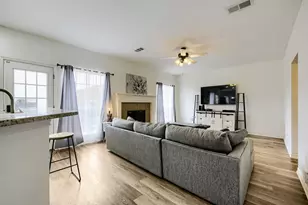 5016 Coral Creek Dr, Fort Worth, TX 76135 - Photo 12