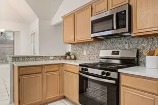 1137 Union Dr, Saginaw, TX 76131 - Photo 10