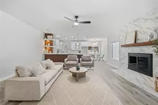 1013 Tanglewood Ln, Arlington, TX 76012 - Photo 2