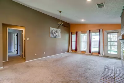 5419 Barcelona Drive, Garland, TX 75043 - Photo 6