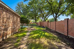 5900 Lennox Hill Dr, Plano, TX 75093 - Photo 34