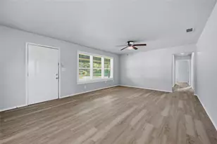 718 W Belden St, Sherman, TX 75092 - Photo 6