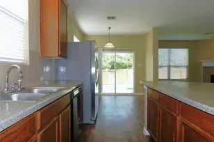 316 Hummingbird Dr, Little Elm, TX 75068 - Photo 12