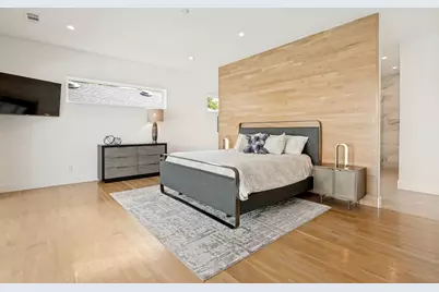 9915 Hurley Way, Dallas, TX 75220 - Photo 24