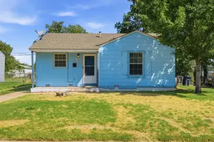 2529 Shropshire St, Fort Worth, TX 76105 - Photo 1