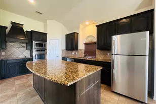702 Carolyn T Hunt Dr, Cedar Hill, TX 75104 - Photo 6