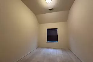 702 Carolyn T Hunt Dr, Cedar Hill, TX 75104 - Photo 18