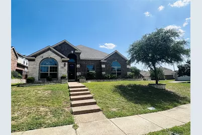 702 Carolyn T Hunt Drive, Cedar Hill, TX 75104 - Photo 1