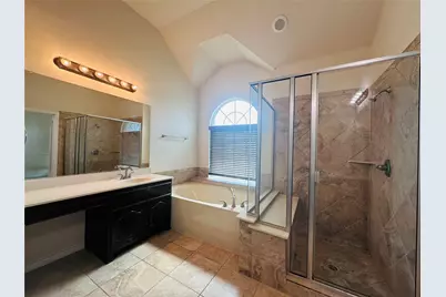 702 Carolyn T Hunt Drive, Cedar Hill, TX 75104 - Photo 14