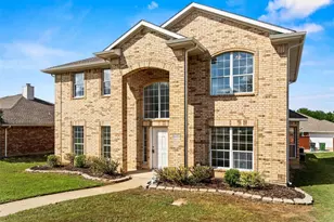 2922 Tree Line Rd, Garland, TX 75040 - Photo 2