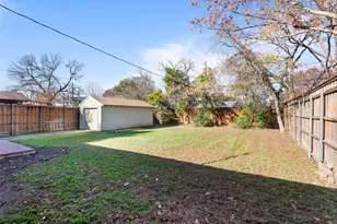 4131 Saranac Dr, Dallas, TX 75220 - Photo 22