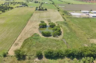 1521 County Rd 1107B, Cleburne, TX 76031 - Photo 22
