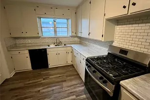 1021 Usher St, Benbrook, TX 76126 - Photo 6