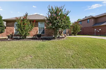 1833 Melton Drive, Carrollton, TX 75010 - Photo 2