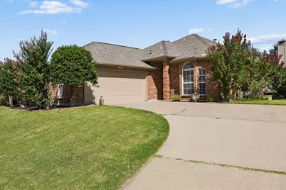 1833 Melton Drive, Carrollton, TX 75010 - Photo 2