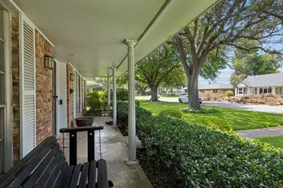 3240 Chapel Downs Drive, Dallas, TX 75229 - Photo 4