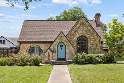 5542 McCommas Boulevard, Dallas, TX 75206 - Photo 1