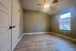 617 N Friendship Rd, Sherman, TX 75092 - Photo 12