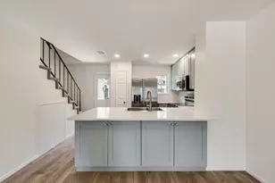 28 Abbey Rd, Euless, TX 76039 - Photo 6
