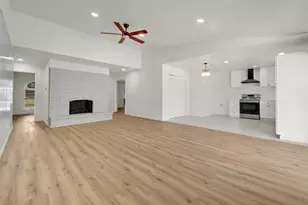 2032 Ash Hill Rd, Carrollton, TX 75007 - Photo 4