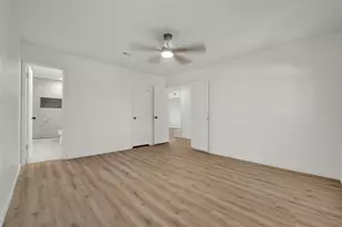 2032 Ash Hill Rd, Carrollton, TX 75007 - Photo 12