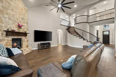 9913 Villa Verde Drive, Fort Worth, TX 76179 - Photo 10