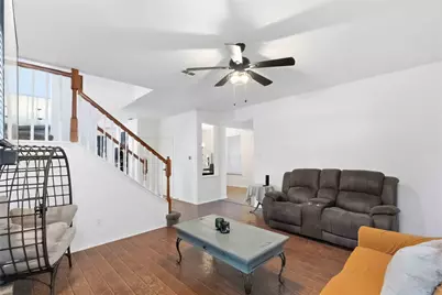 908 Chauvin Drive, Cedar Hill, TX 75104 - Photo 4