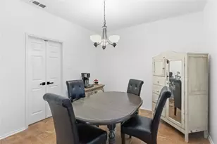 908 Chauvin Dr, Cedar Hill, TX 75104 - Photo 6