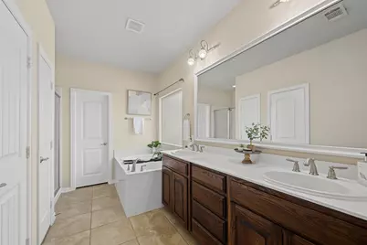 7028 San Antonio Drive, Fort Worth, TX 76131 - Photo 14