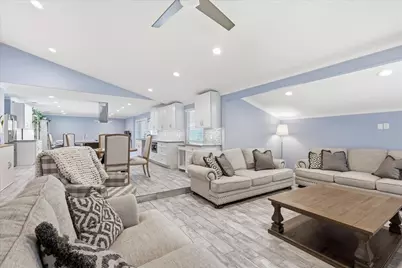 745 Greenhill Lane, Grand Prairie, TX 75052 - Photo 8