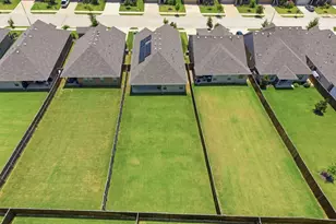 412 Hogan Dr, Denton, TX 76210 - Photo 2