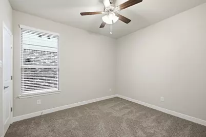 412 Hogan Drive, Denton, TX 76210 - Photo 32